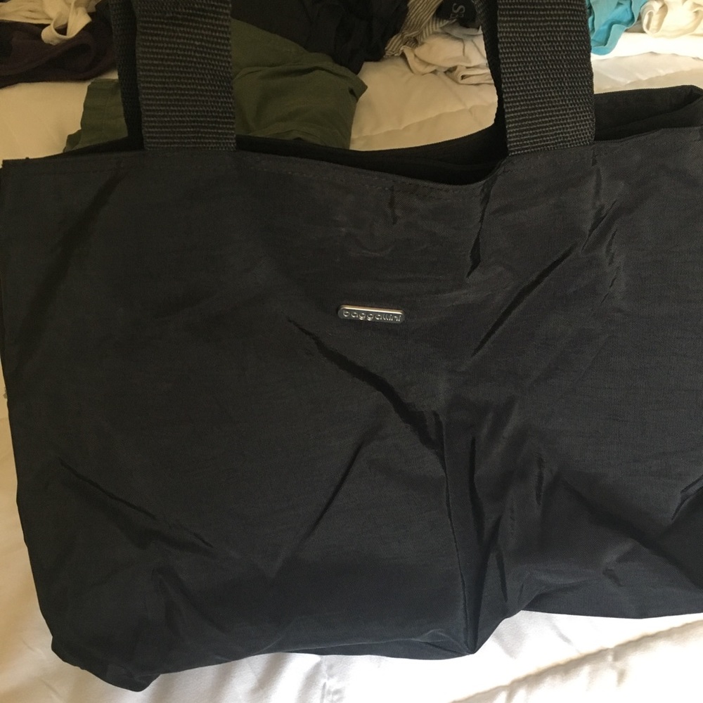 Baggalini Tote